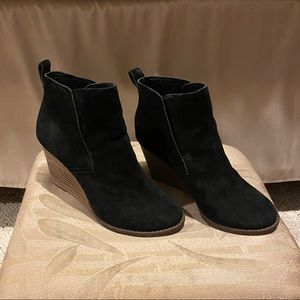 Lucky Brand Suede Wedge Ankle Boots